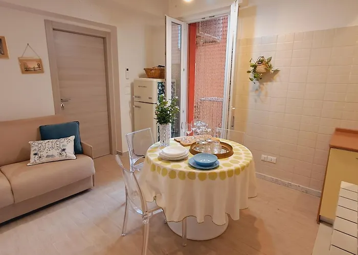 Fiora 7 House - Arte Fiera e centro - whole house near Arte Fiera&City Center Bologna