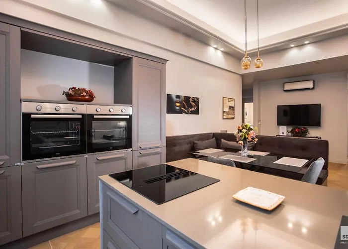 Cavour Suite Apartments Bologna