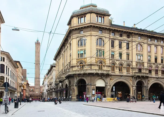 Cavour Suite Apartments Bologna