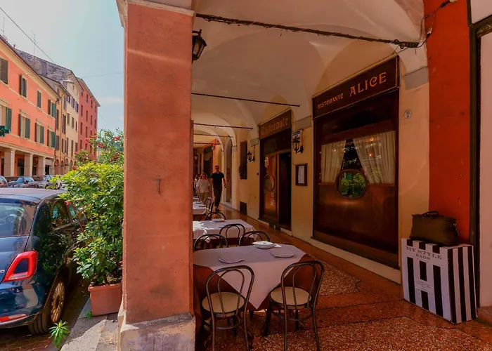 Dimore D'Azeglio - Prestigio e centralità Bologna