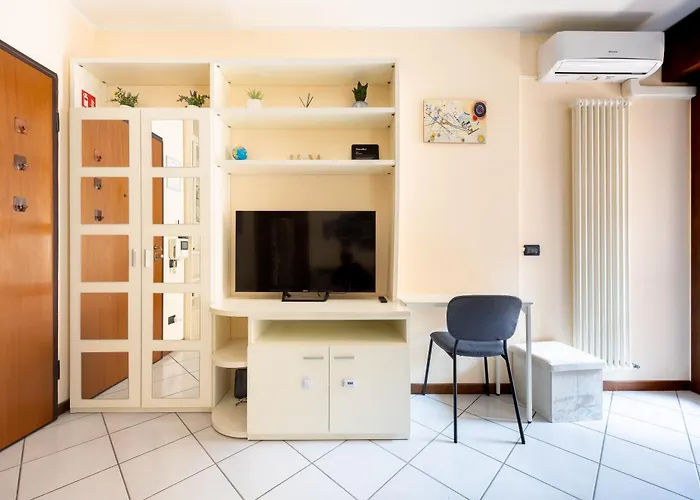 Bologna - The Suite 1 Apartment - Self Check-In