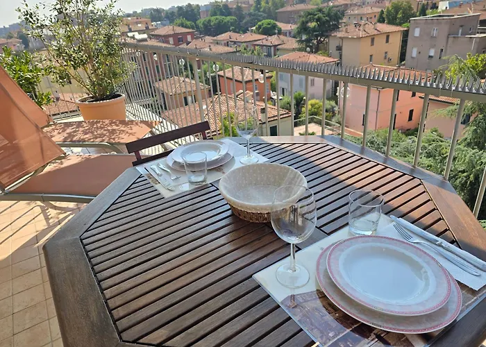 Bellavista panoramic terrace Appartamento con terrazza zona Sant Orsola Bologna