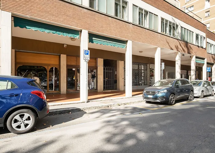 Giardini Margherita Monolocale Con Balcone Bologna