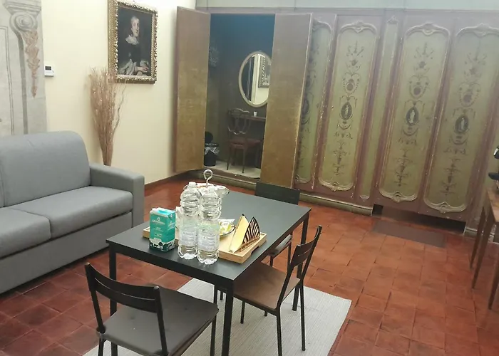 Condori Room Bologna