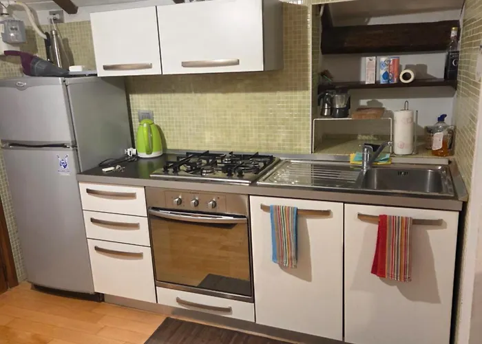 Casa Marzia - Vicino a Sant'Orsola e centro città, silenzioso e accogliente Bologna