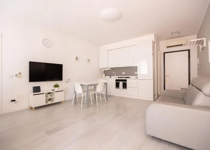 Bologna - The Suite Garden Apartment - Self Check-In