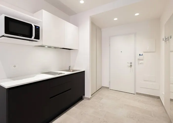 Goito 3, Bologna By Short Holidays