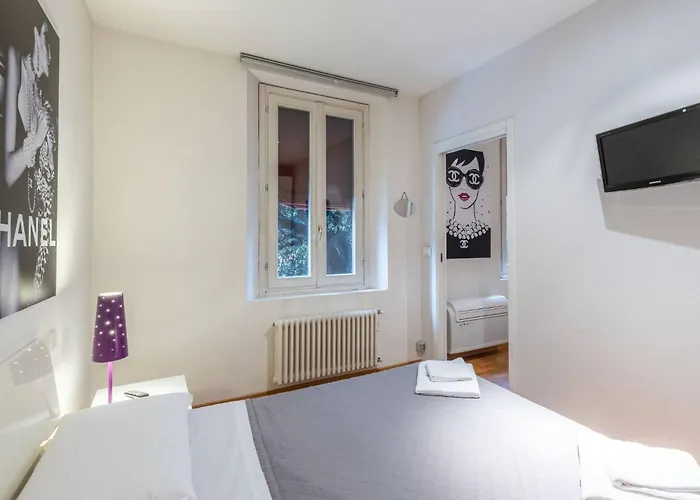 Maison Chanel, Bologna By Short Holidays