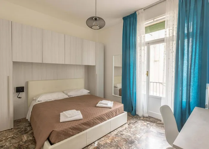La Finestra sul Centro, Bologna By Short Holidays