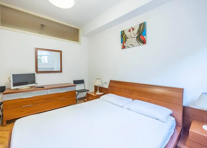 Sant'Isaia, Bologna By Short Holidays