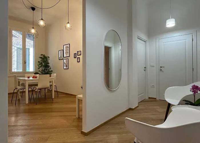 Porta Nova, Bologna By Short Holidays