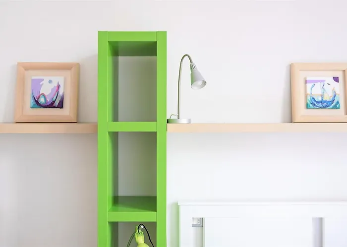Guesthost - Skyline Central Apartment Bologne