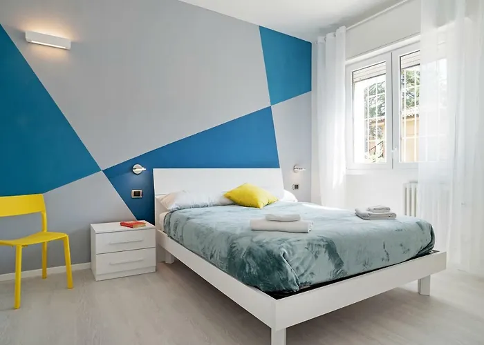 Guesthost - University Of Bologna & Porta San Donato Apartment