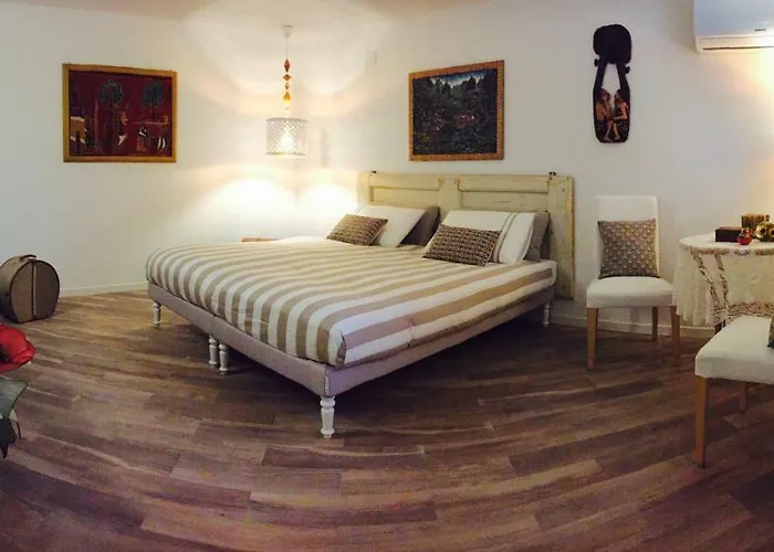 A casa di Esther Bologna