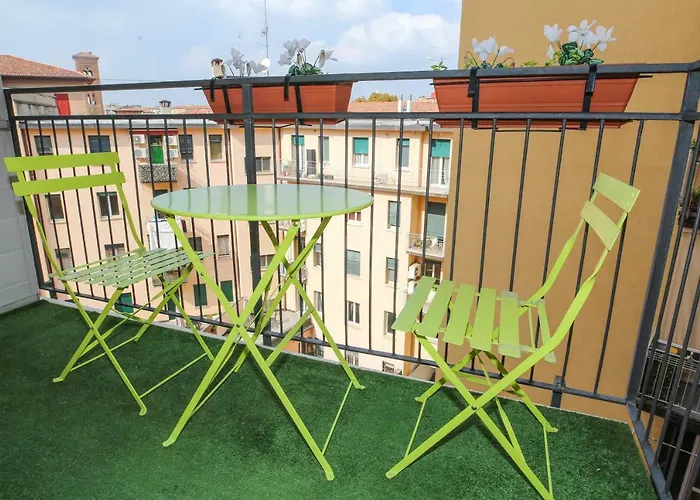 Peaceful Apartment In The Heart Of Bologna
