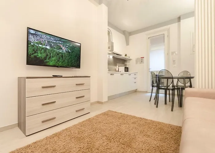 Le Torri Suite, Davanzale vista Due Torri Bologna