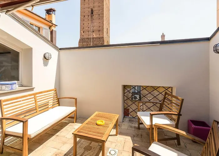 Altabella Panoramic Terrace Apartment Bologna