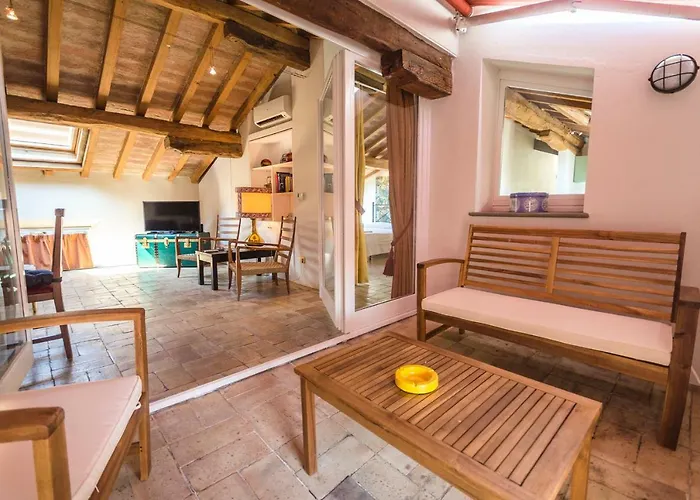 Altabella Panoramic Terrace Apartment Bologna